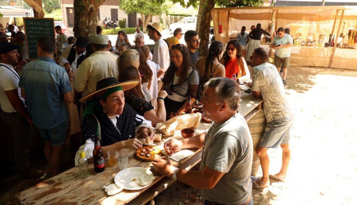 Asistentes a la cita.
| |