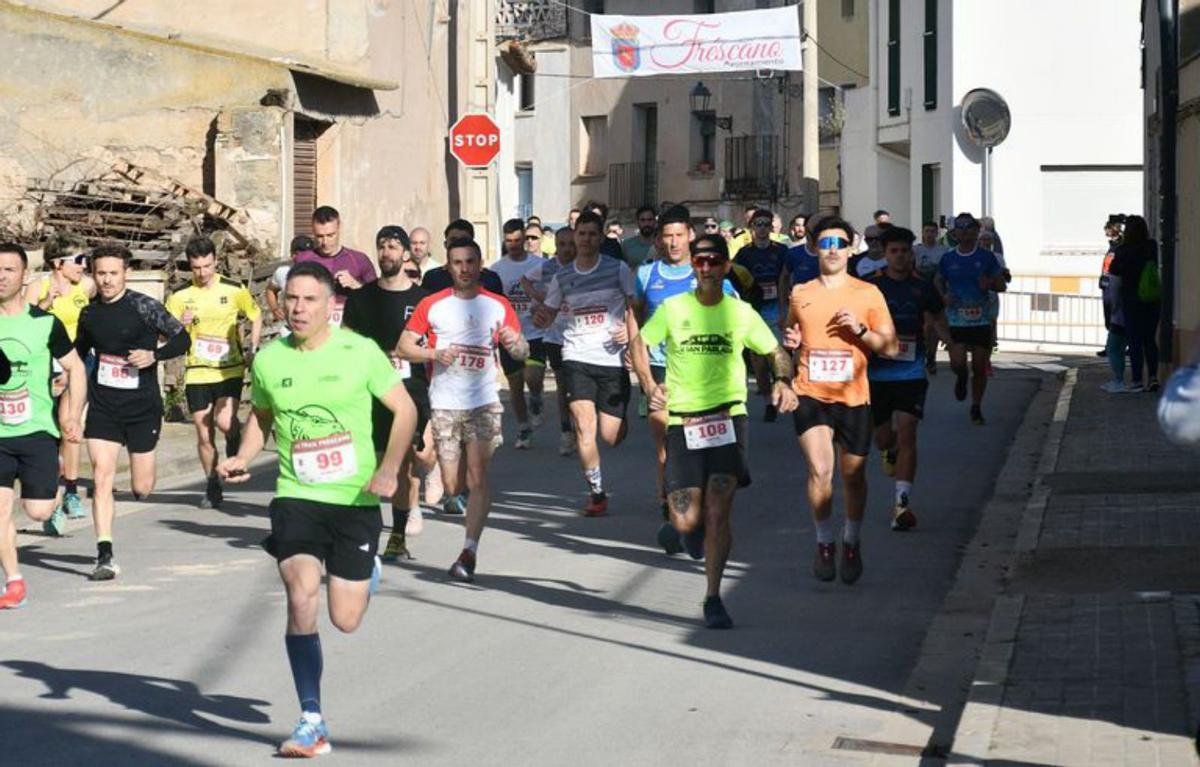 Récord en la Trail Fréscano
Subida a Burrén | BEATRIZ HUERTA / EVA LULÚ / JESÚS NAVASCUÉZ