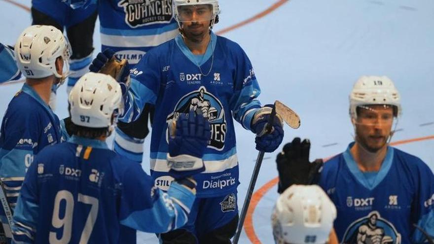 «Арон Тенеріфе Гуанчес» вперше в історії вийшов у плей-оф Елітної ліги з роликового хокею