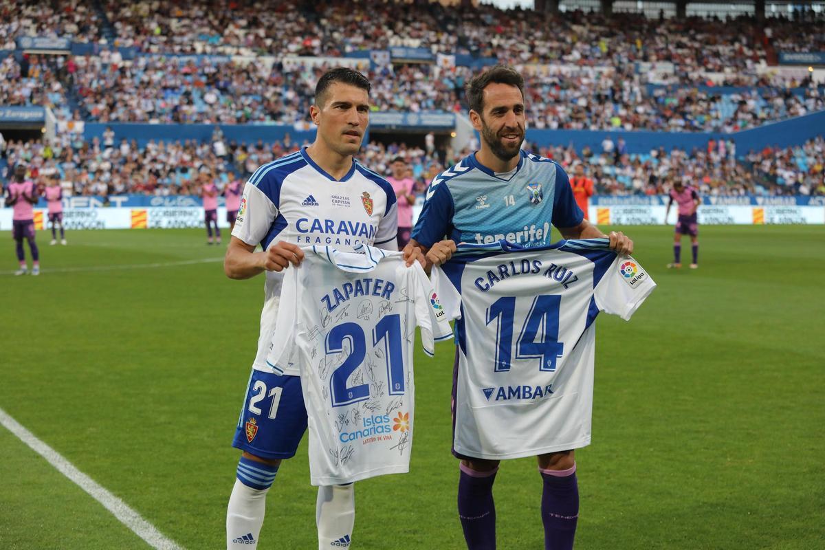 Así ha sido el inolvidable homenaje del zaragocismo a Alberto Zapater