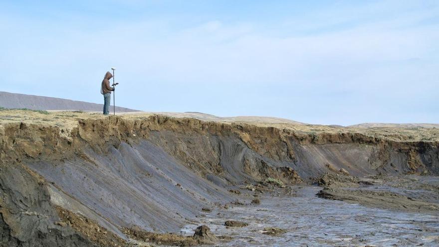 El permafrost dejará de capturar CO2 y empezará a emitirlo a partir de 2050, alerta un estudio