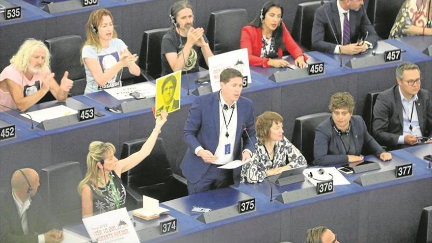 Puigdemont evita al Parlamento Europeo por miedo al arresto