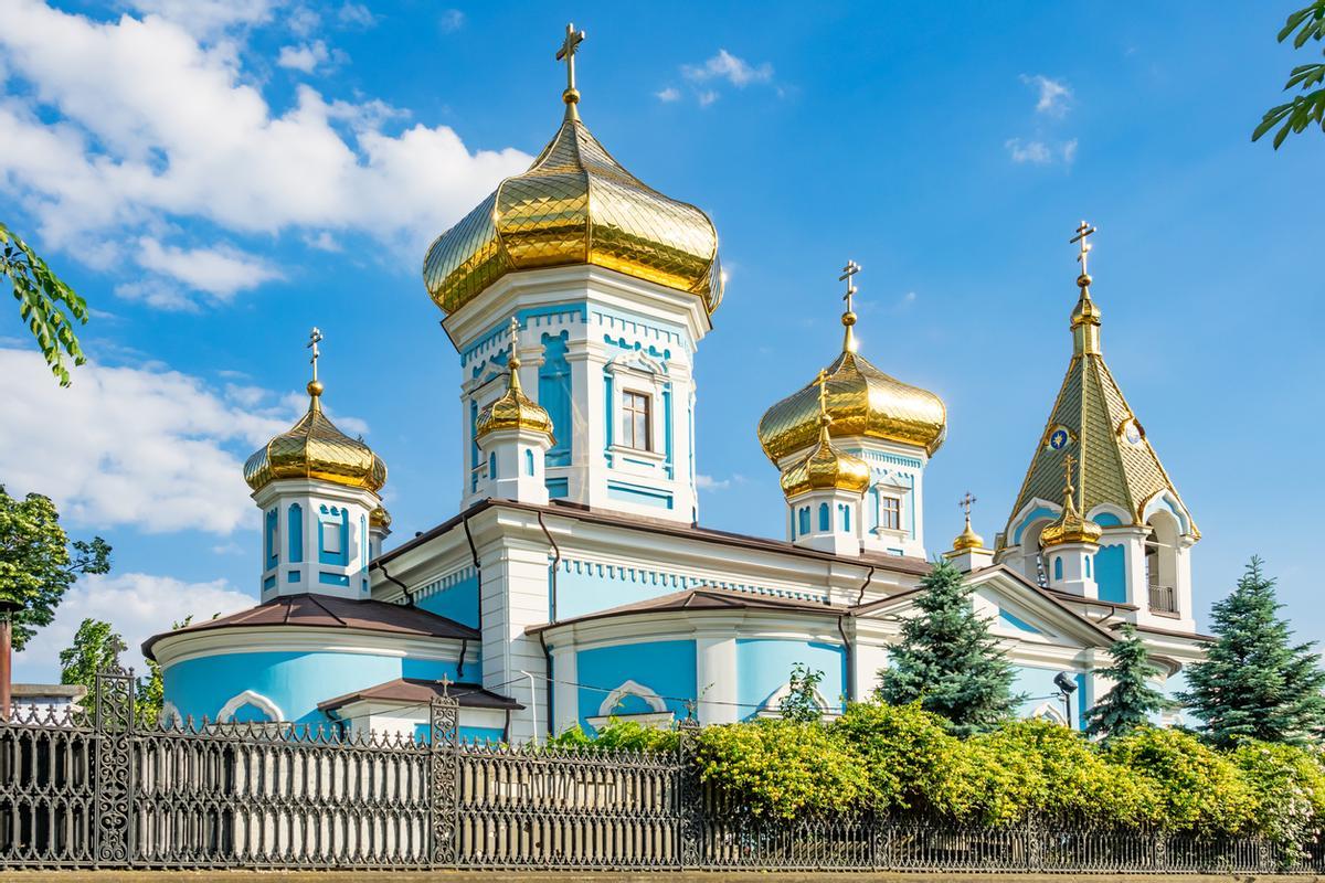 Chisinau Moldavia Monasterio de Ciuflea Cúpulas de cebolla