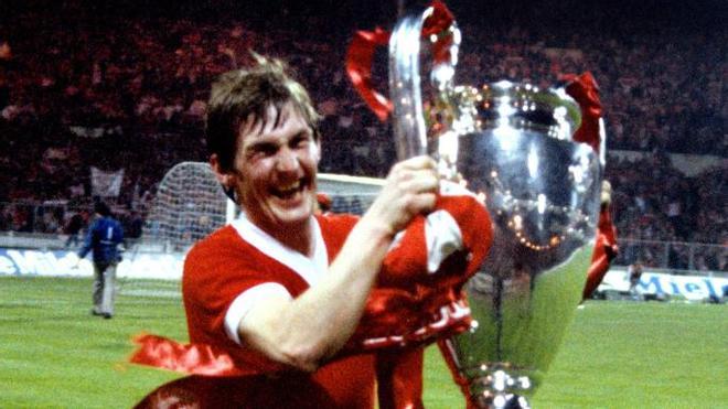 Kenny Dalglish, 35 títulos