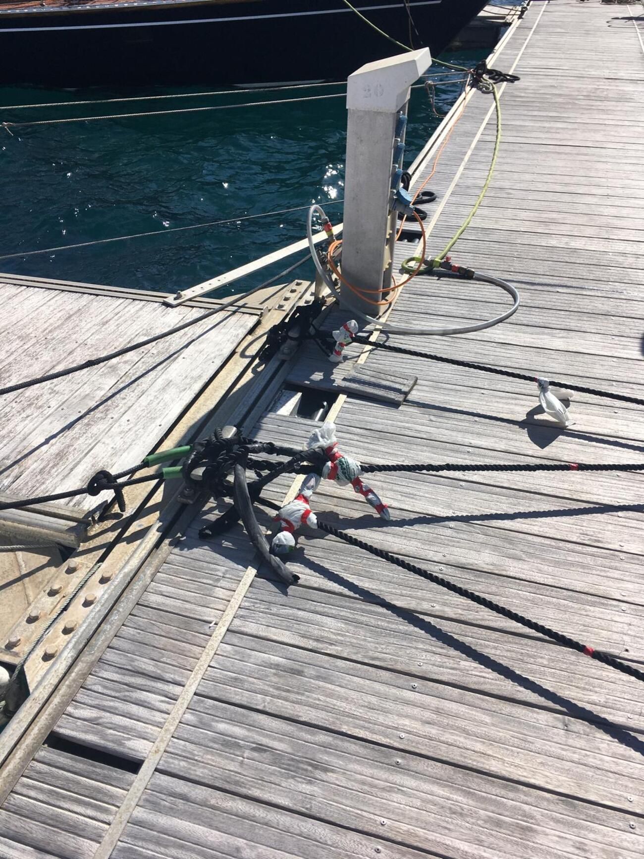 Destrozos en el Puerto de Caleta del Sebo, en La Graciosa, tras el paso de la borrasca Dorothea