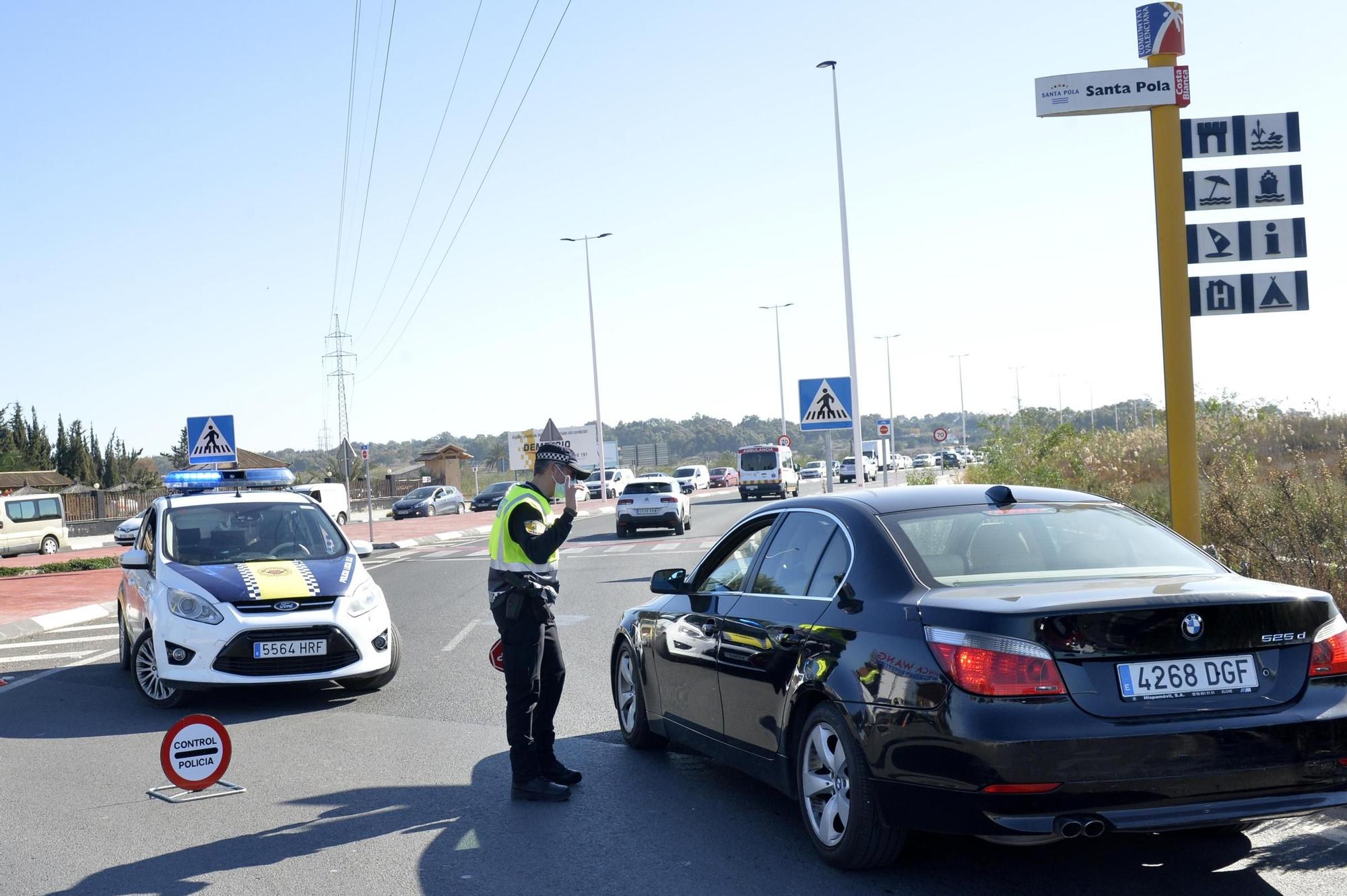 La Policía Local de Elche impone 75 sanciones por incumplir el cierre perimetral