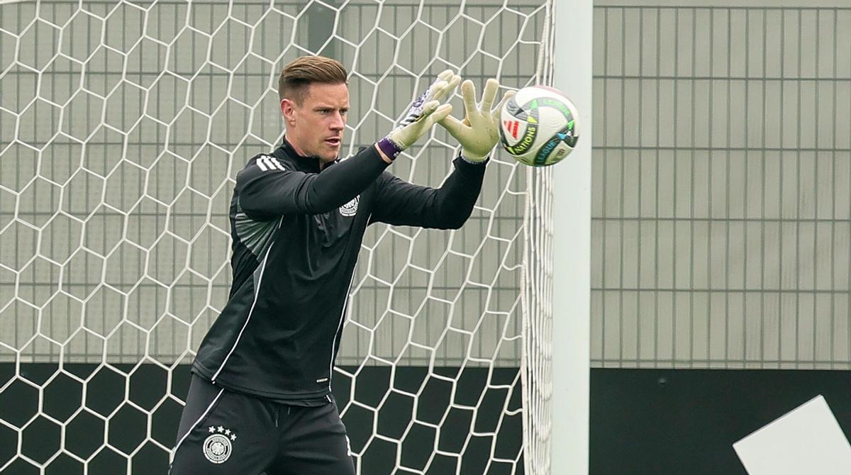 El meta alemán sigue sin tener claro dónde jugará esta temporada