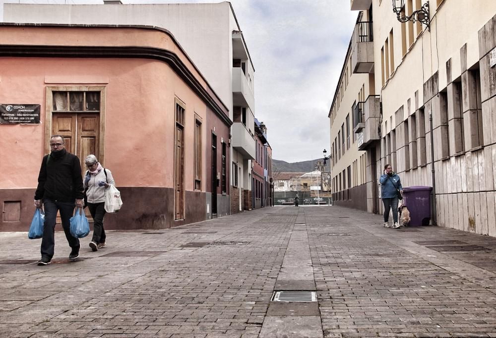 De paseo por La Laguna-Coronavirus 21/03/20  | 21/03/2020 | Fotógrafo: María Pisaca Gámez