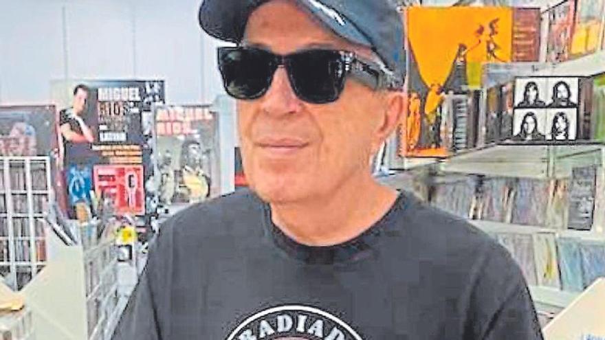 Jesús Ordovás: El biógrafo de la música convertido en icono pop