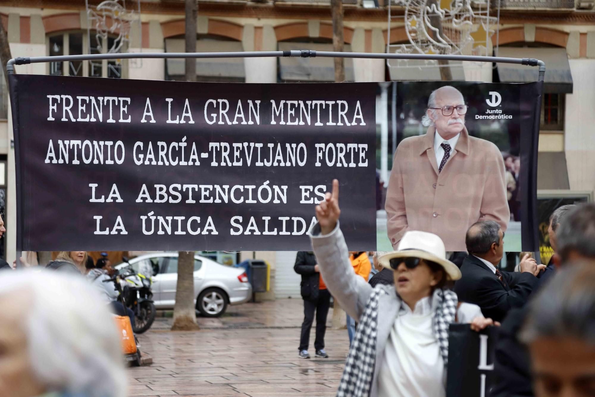 Málaga rinde homenaje a la Constitución Española en su 45 aniversario