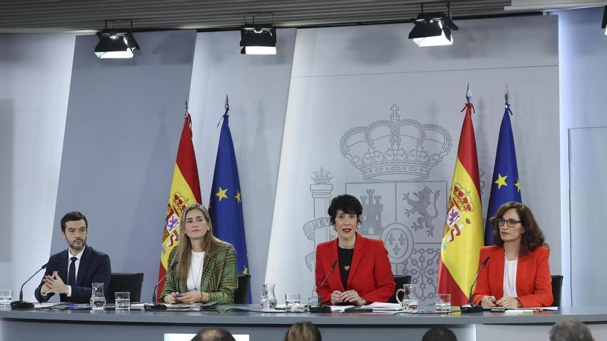 El Consejo de Ministros aprueba un decreto para topar precios en casos como el accidente de Adamuz