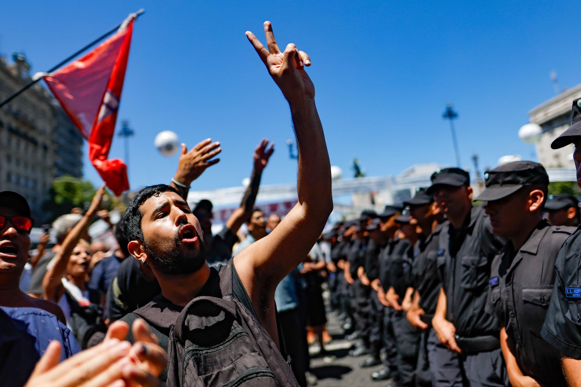 Comienza en Argentina el primer pulso del sindicalismo argentino al Gobierno de Milei