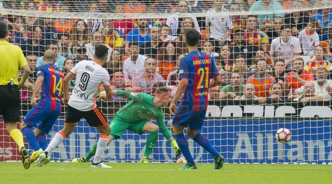 Las imágenes del Valencia, 2 - FC Barcelona, 3