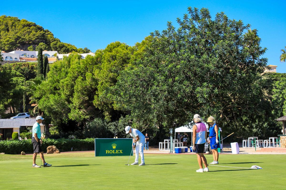 Rolex, en su trabajo incansable por el desarrollo de este deporte, organiza el Trofeo Rolex de Golf