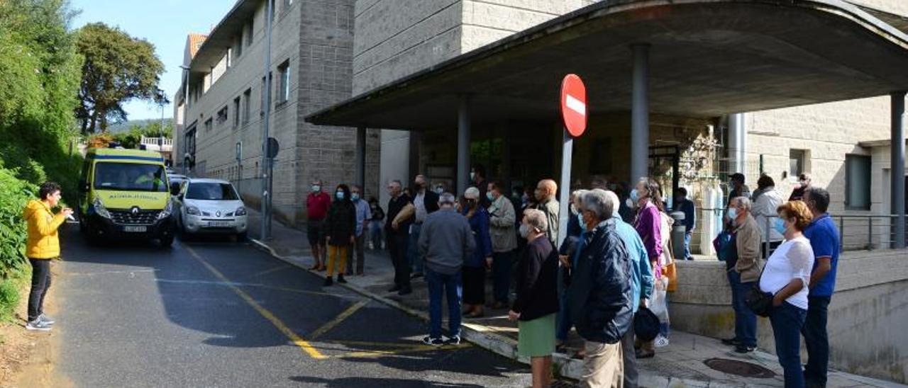 Una concentración anterior de A Voz da Sanidade de Cangas.   | // G.N.