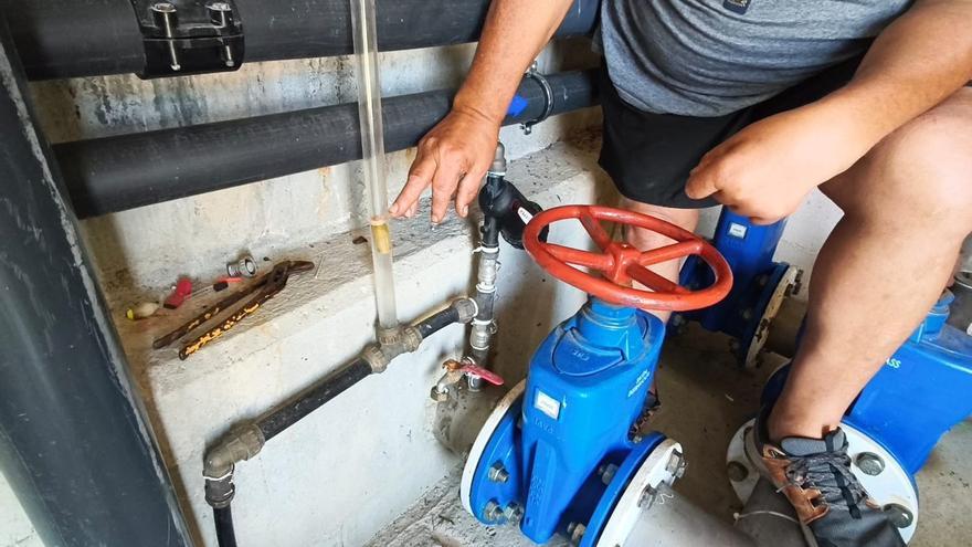 La traída de Palmás-Costa, en Domaio, comprará agua para que la red vuelva a ser potable y sus usuarios puedan beberla en seguridad