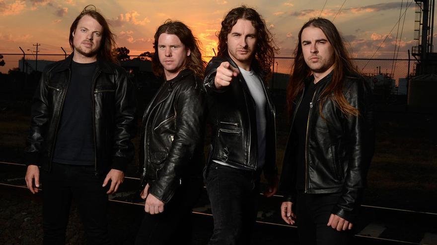 Los australianos Airbourne, rockeros de tomo y lomo.