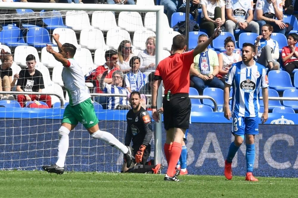 El Dépor cae ante el Extremadura en Riazor