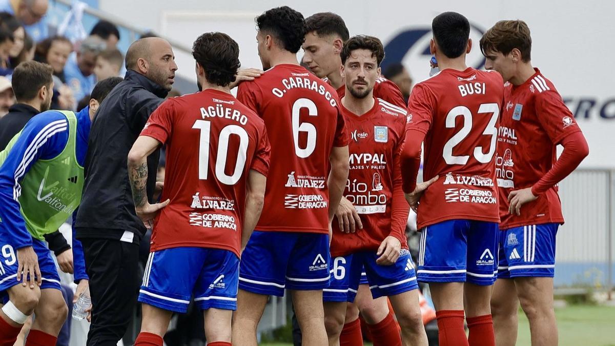 Los jugadores del Tarazona, durante un partido esta temporada.