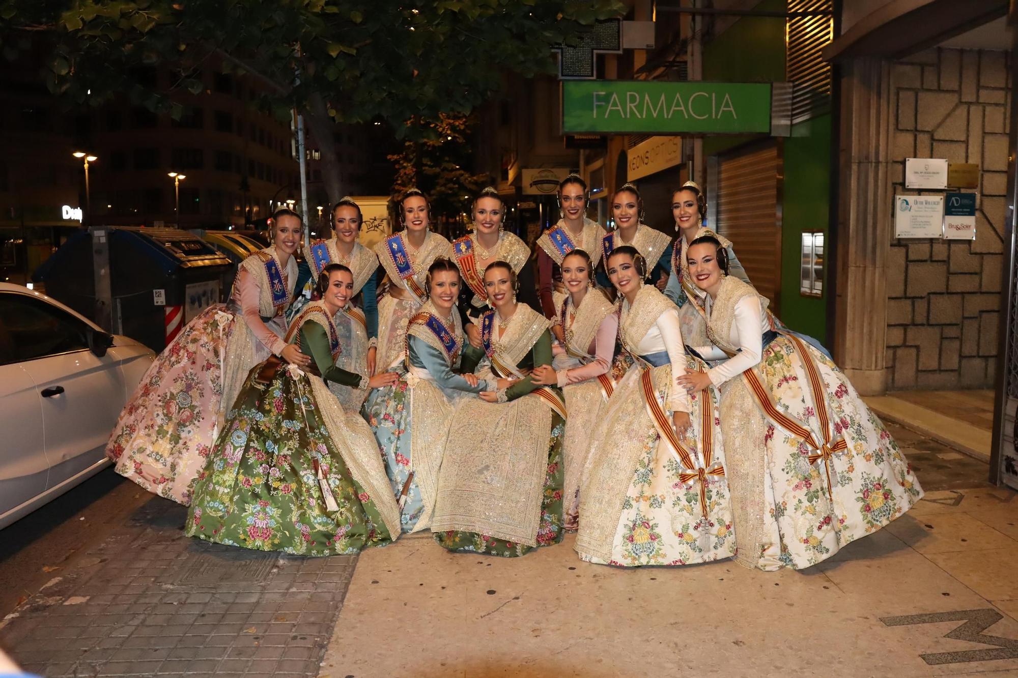 Fin del camino. La despedida de Laura, Paula y las falleras de 2023