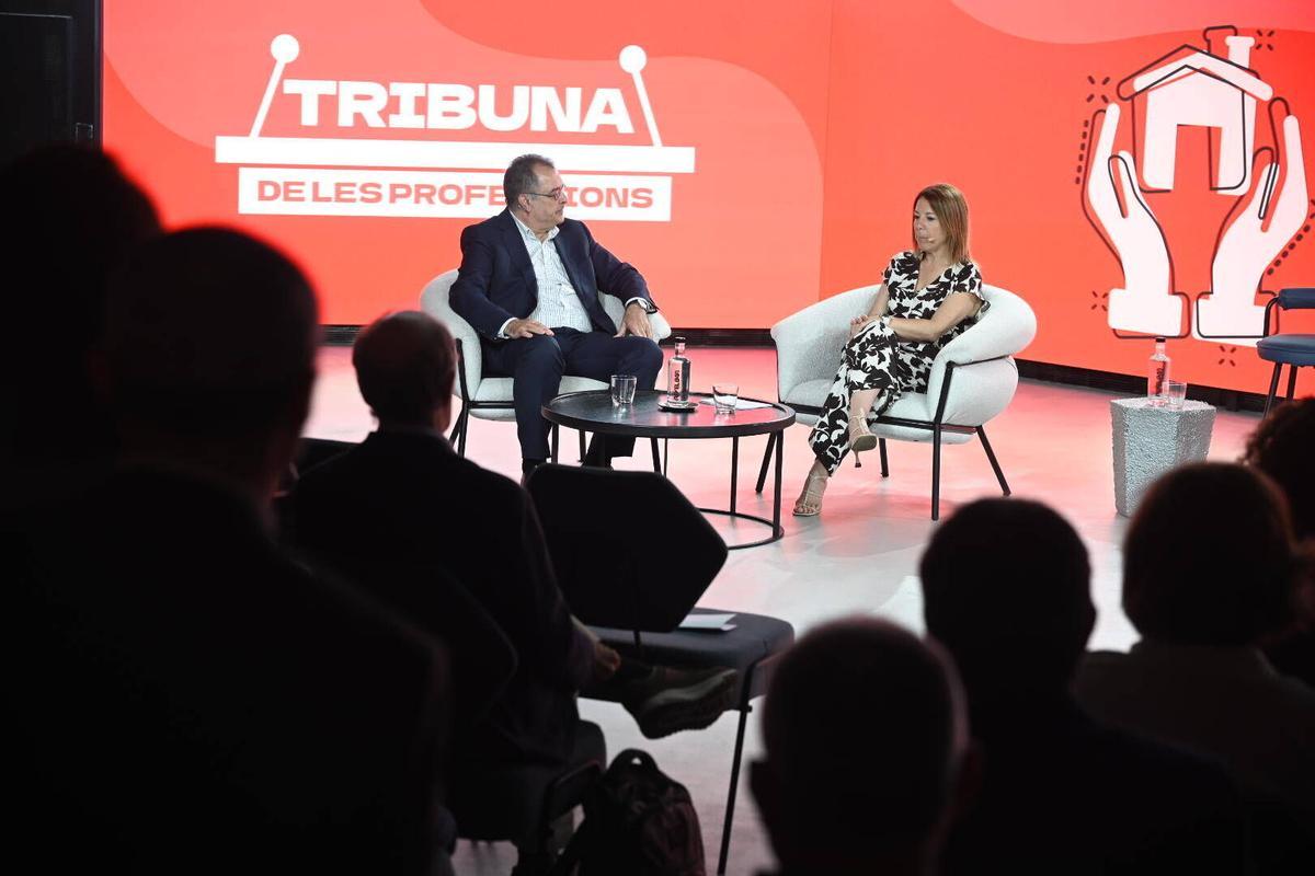 Barcelona. 29.05.2026. Sociedad. ICAB en colaboración con El Periódico debate sobre ‘El compromiso de las profesiones en la erradicación del sinhogarismo o ‘sensellarisme’ dentro del ciclo Tribuna de las profesiones. Fotografía de Jordi Cotrina