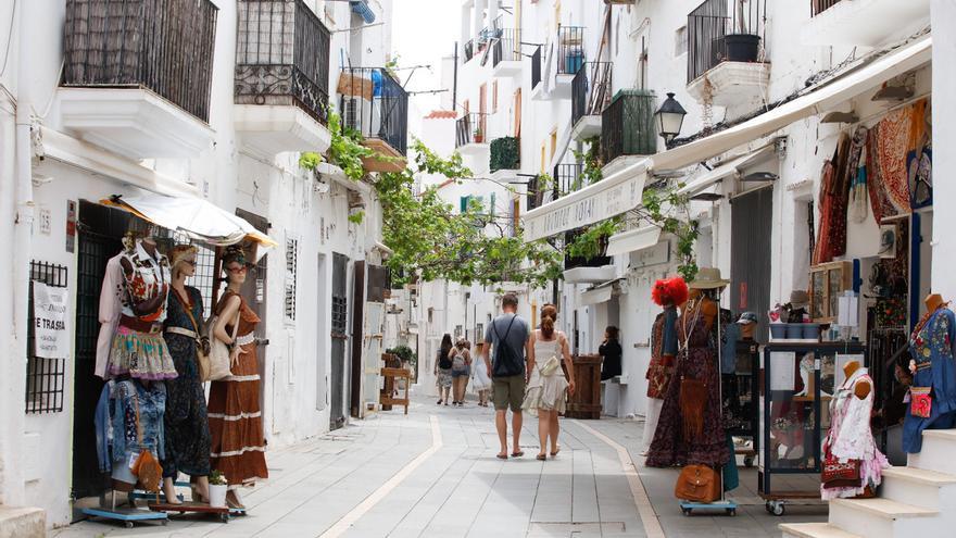 Calendario laboral de 2022: consulta los domingos y festivos de apertura comercial en Ibiza