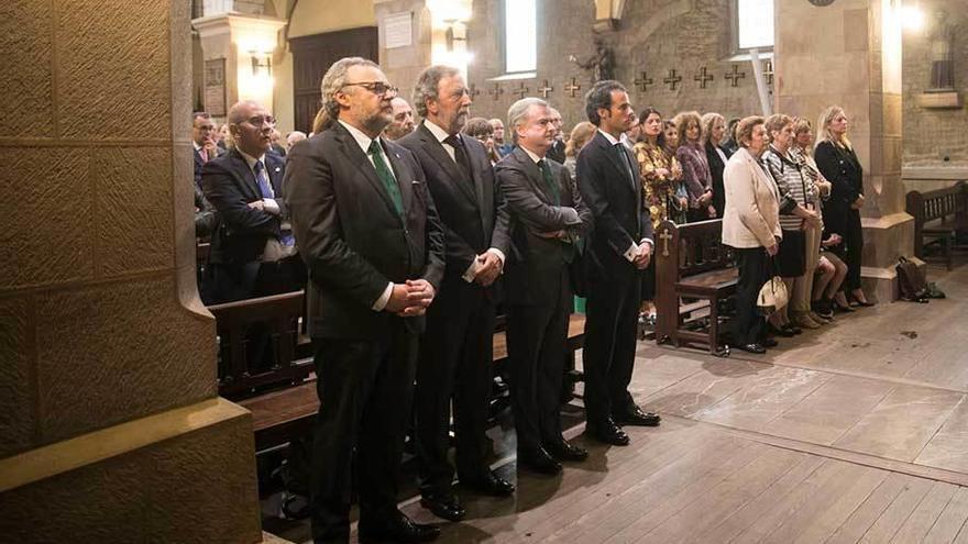 Funeral por Ángel Ménendez, exoficial del Colegio de Abogados de Oviedo