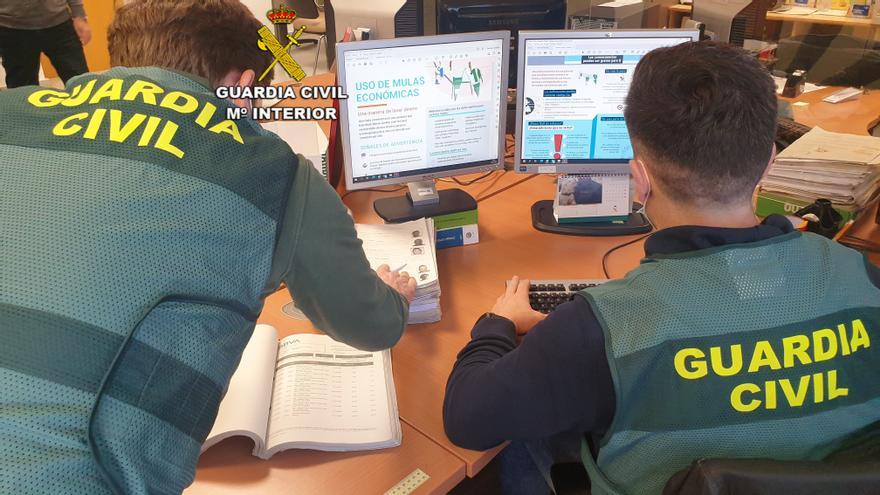 La Guardia Civil desactiva una red dedicada a cometer estafas a través de Internet desde Galicia, España y Portugal