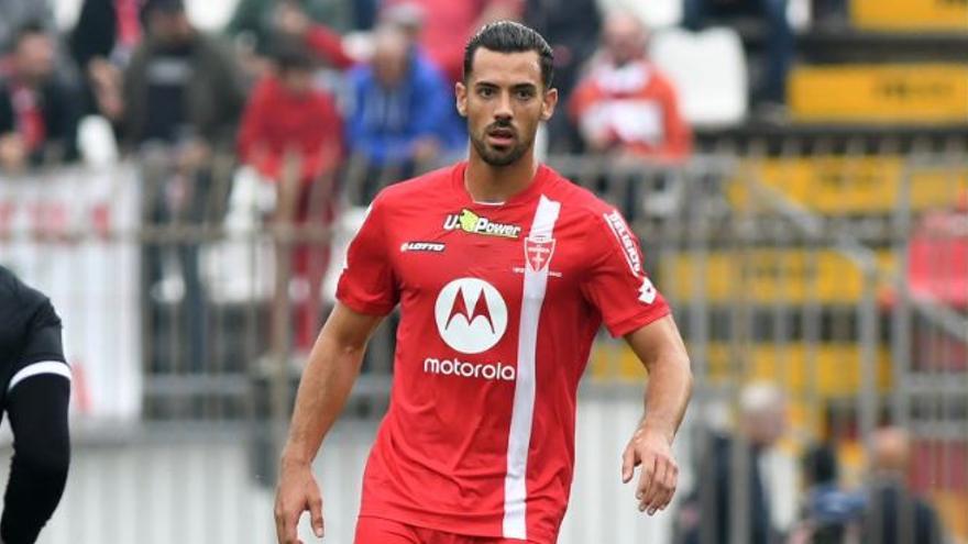 El futbolista español Pablo Marí Villar, apuñalado en un centro comercial en Milán