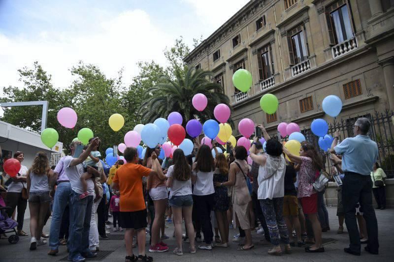 Globos para la clausura de la Feria del Libro de Zaragoza