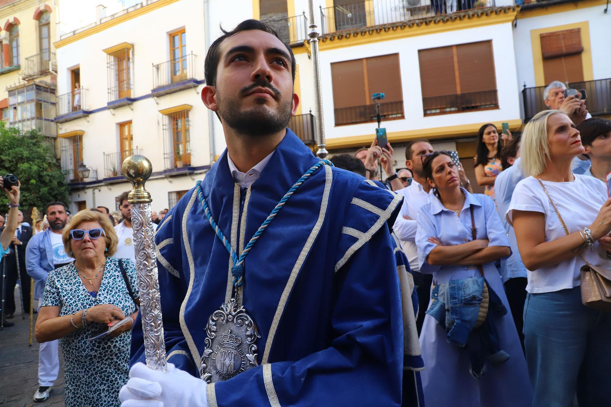 La Virgen del Socorro recorre las calles del barrio