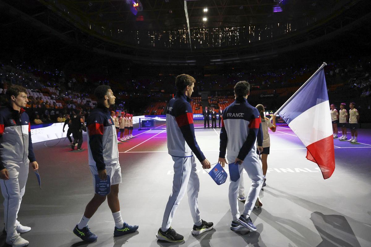 Empieza el espectaculo de la Davis