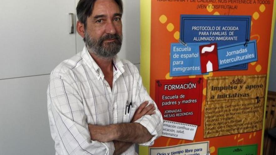 Los padres de la escuela pública critican los planes de la DGA