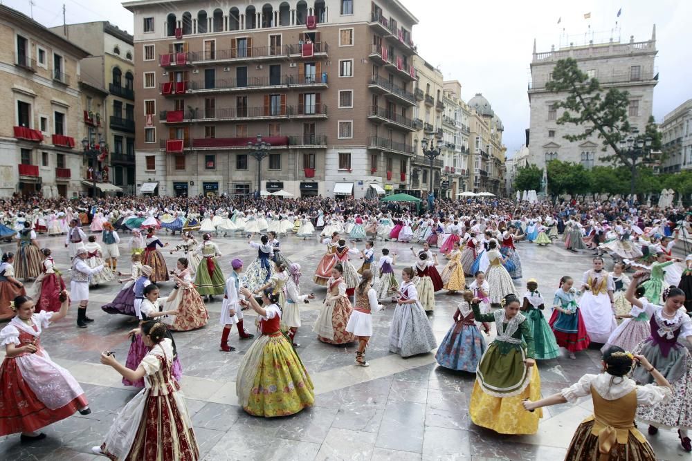 Dansà infantil a la Virgen