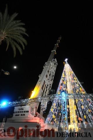 Encendido del Gran Árbol de Navidad de la Plaza Circular de Murcia