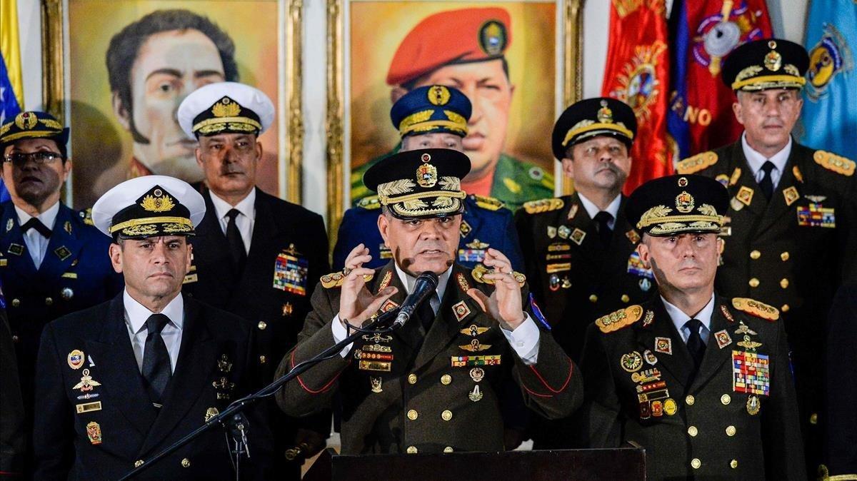 zentauroepp46688267 venezuelan defense minister vladimir padrino lopez  c  deliv190124200443