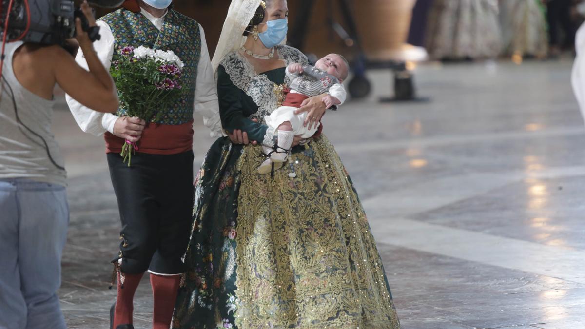 Búscate en el segundo día de Ofrenda por la calle de Caballeros (entre las 21.00 y las 22.00 horas)