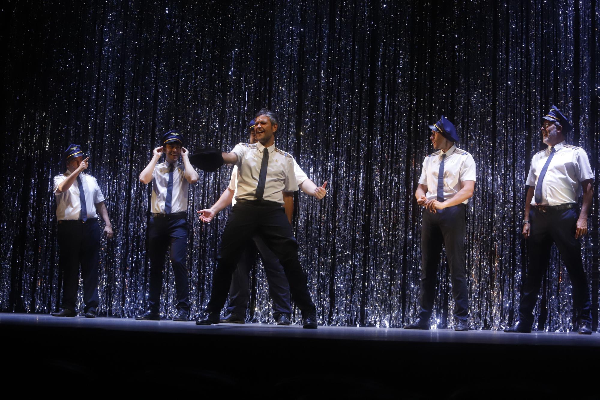 FOTOGALERÍA | Pase gráfico del musical 'The Full Monty' en el Teatro Principal