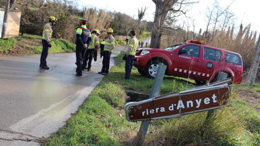 Efectius d&#039;emergències en el lloc de l&#039;accident.