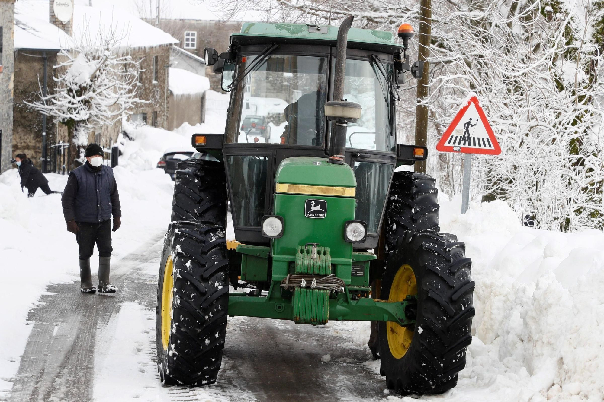 La nieve cubre el fin de semana en Galicia