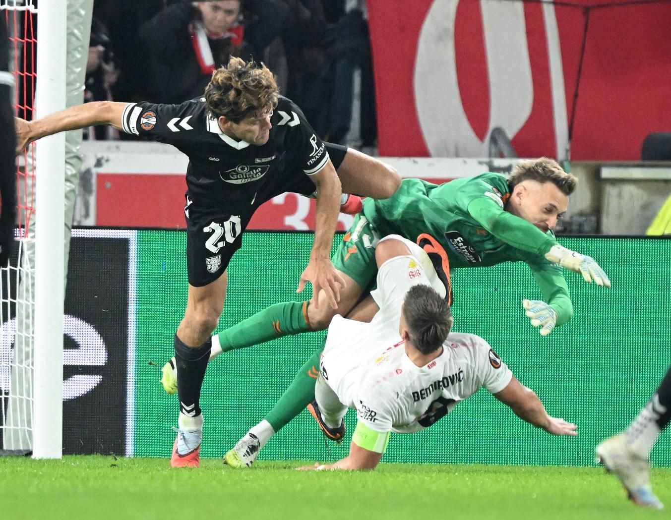 Las imágenes del debut del Celta en Europa League, frente al Stuttgart