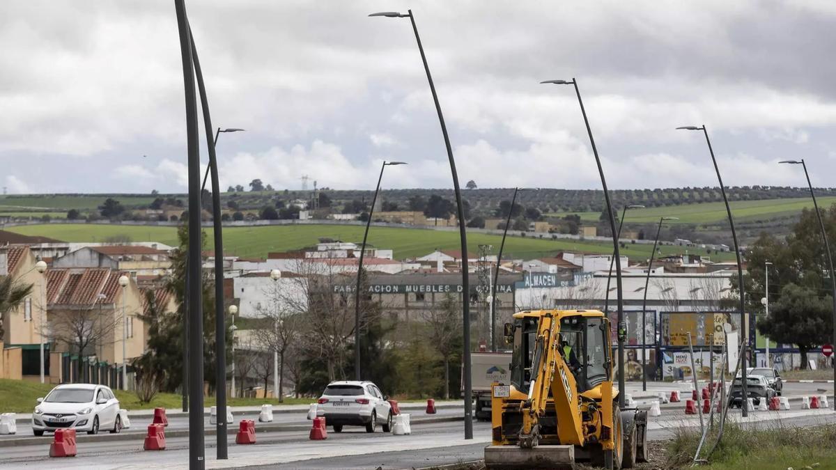 Imagen de archivo de las obras ejecutadas en la avenida Felipe VI, en la Zona Norte de Mérida.