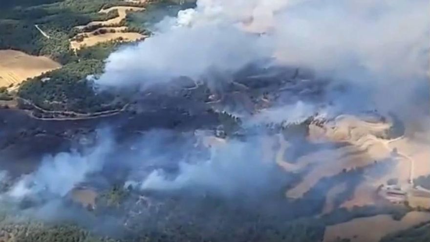 Els efectes de la calamarsada a la l'N-141c, poc abans d'arribar a Moià