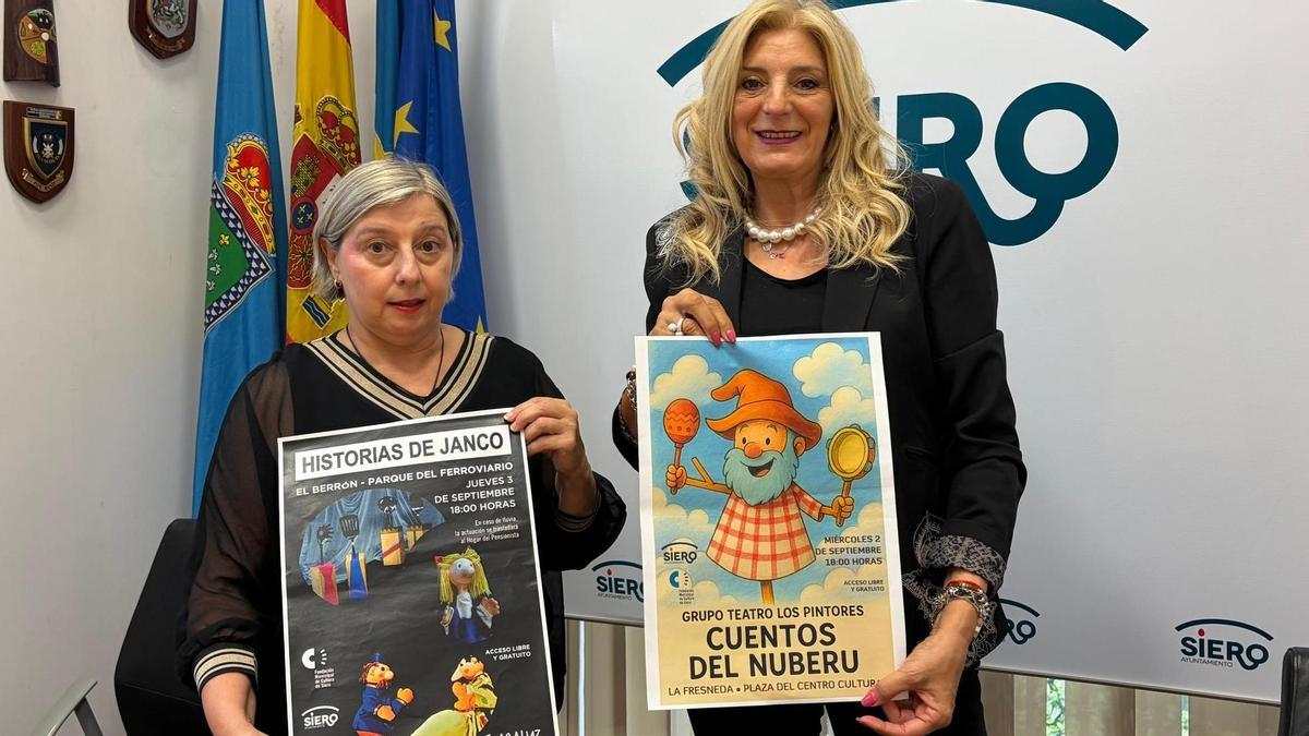 Por la izquierda, Isabel González, directora de la Fundación Municipal de Cultura de Siero, y la edil Aurora Cienfuegos