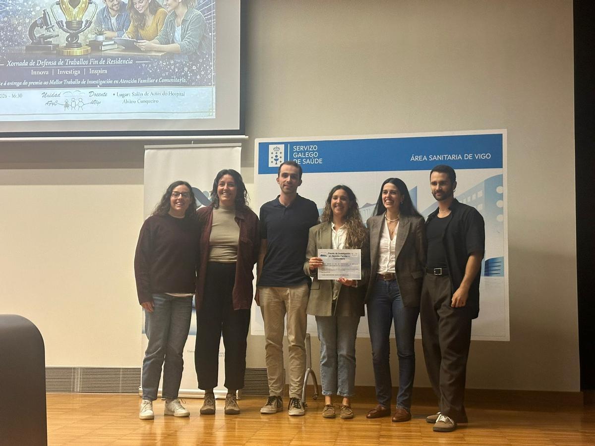Laura Centeno, Sara Seguín, Senen Prieto, Zaira Santa, Rosalía Pino y Anxo Costa.