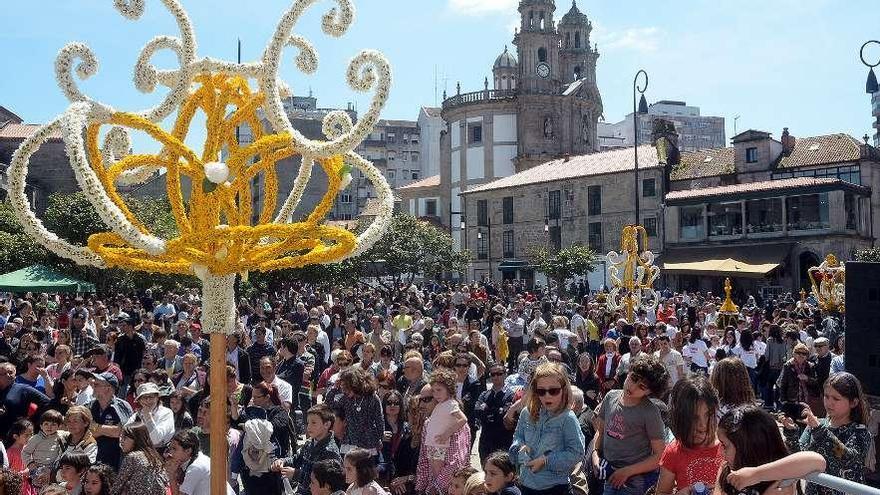 El público llenó A Ferrería en una nueva edición de la fiesta de bienvenida a la primavera. // Rafa Vázquez