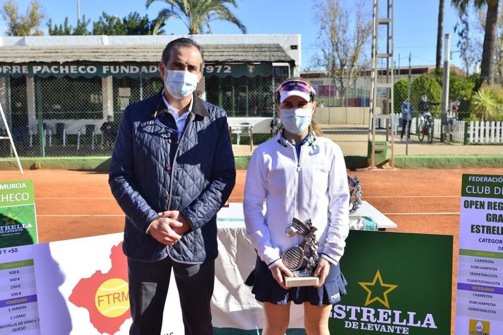 Entrega de premios del Campeonato Regional de Tenis, en Torre Pacheco