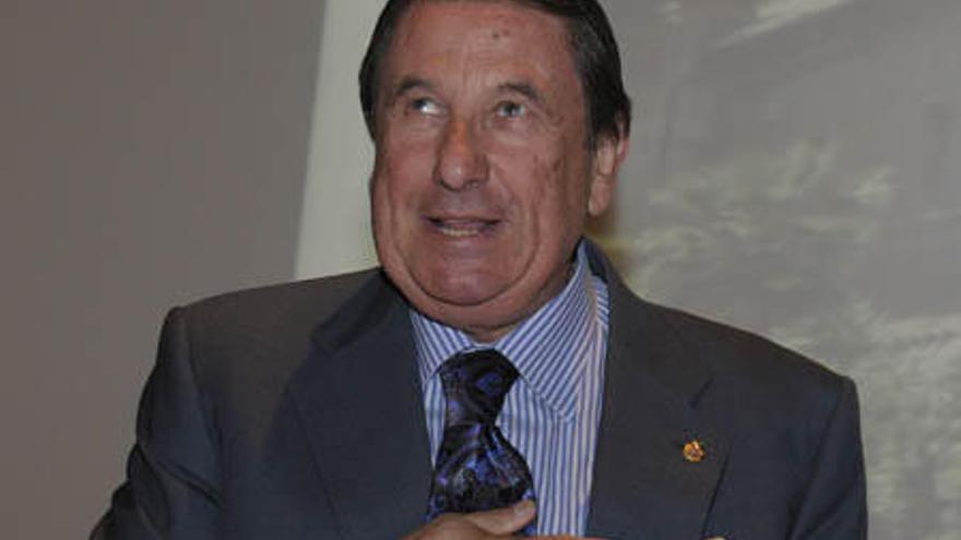 Francisco Vázquez, durante una conferencia en A Coruña.