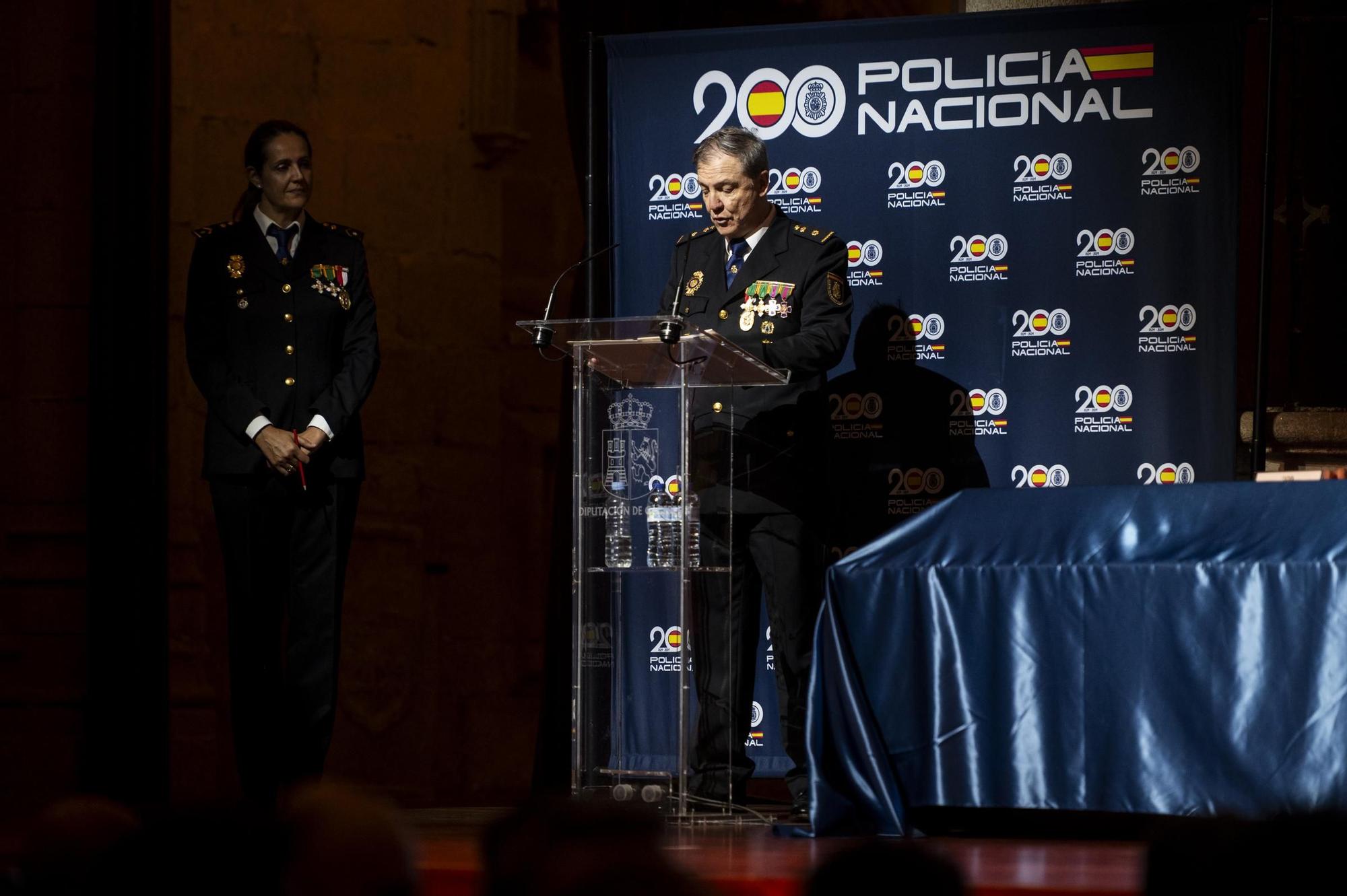 FOTOGALERÍA | Las imagénes de la celebración del patrón de la Policía Nacional en Cáceres