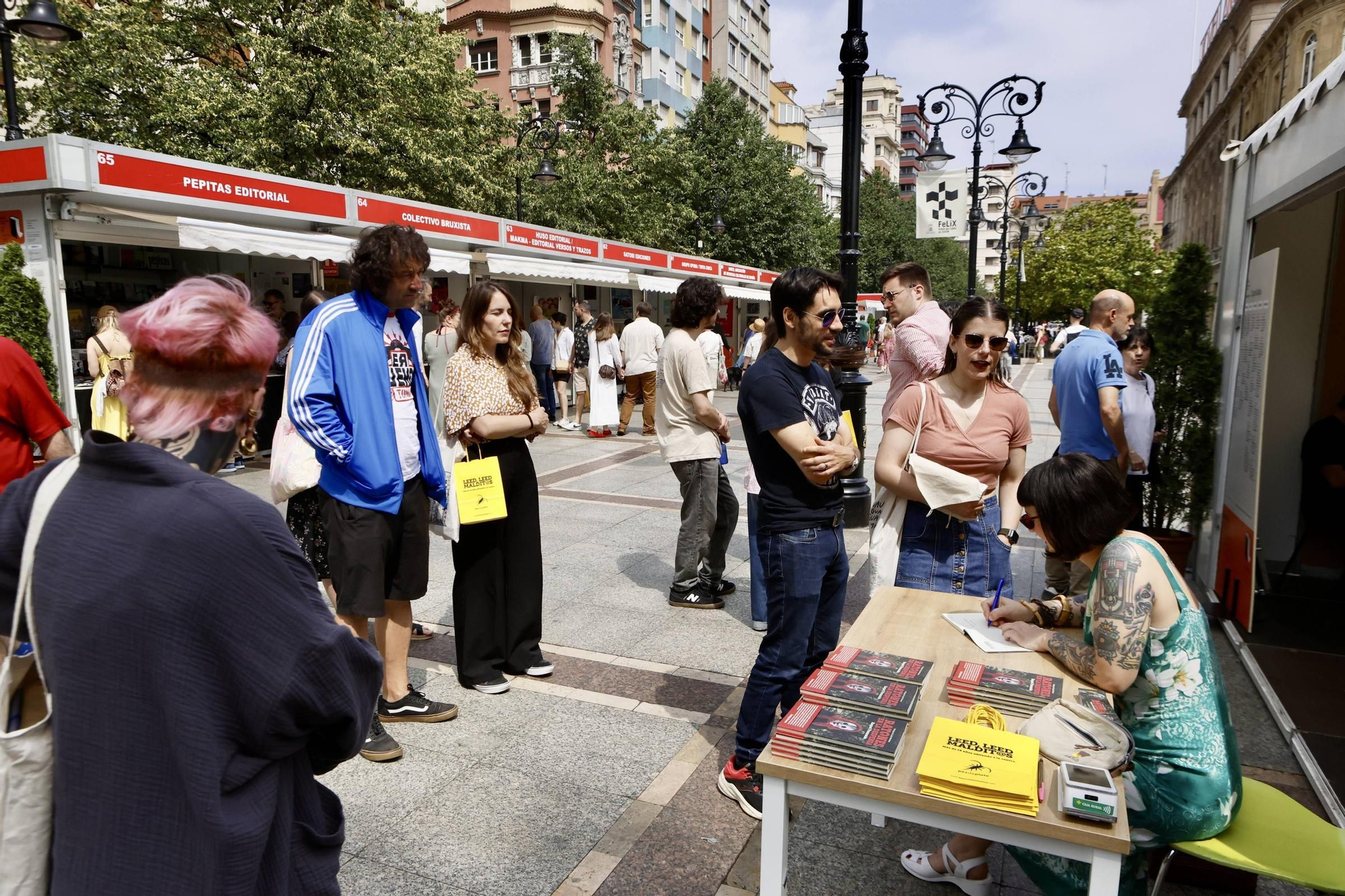 El último día de la Feria del Libro de Gijón, en imágenes